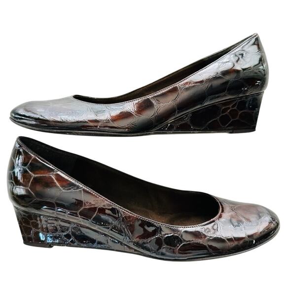 Stuart Weitzman Brown Wedge Tortoise Embossed Patent Leather Size 7.5 Round Toe - Picture 2 of 7